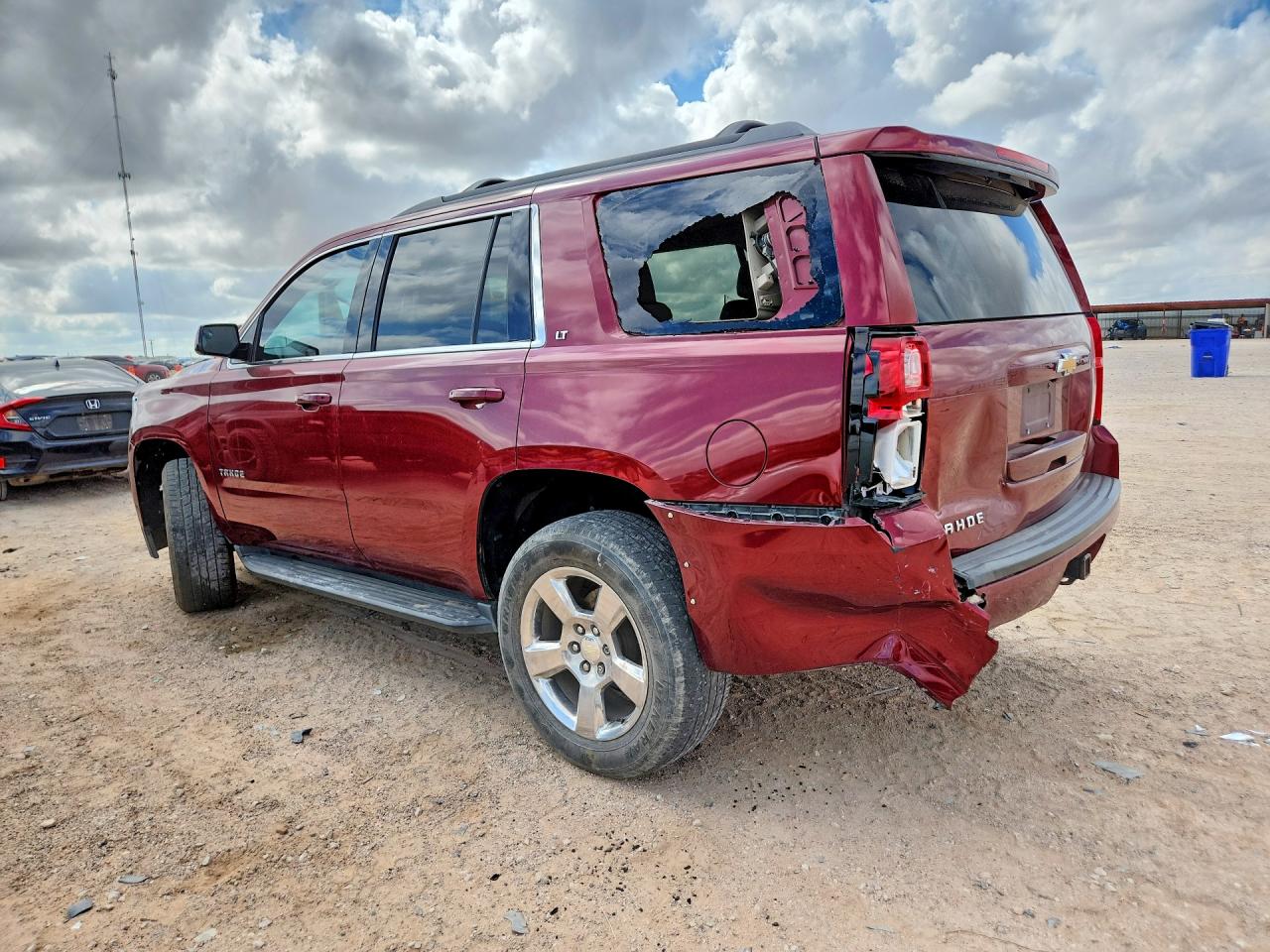 1GNSCBKC2GR426157 · 2016 CHEVROLET TAHOE · 2/13