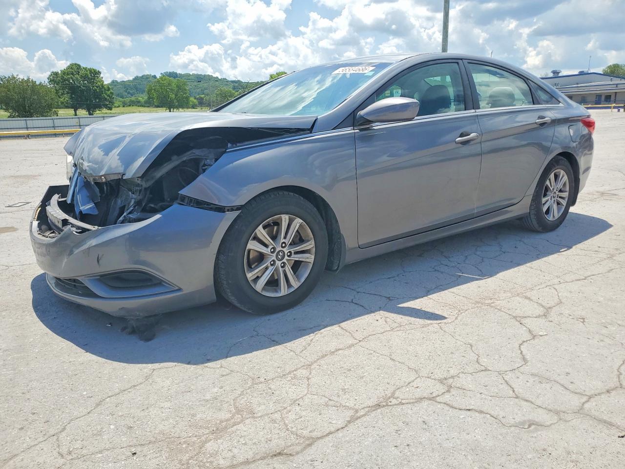 5NPEB4AC8BH283852 · 2011 HYUNDAI SONATA
