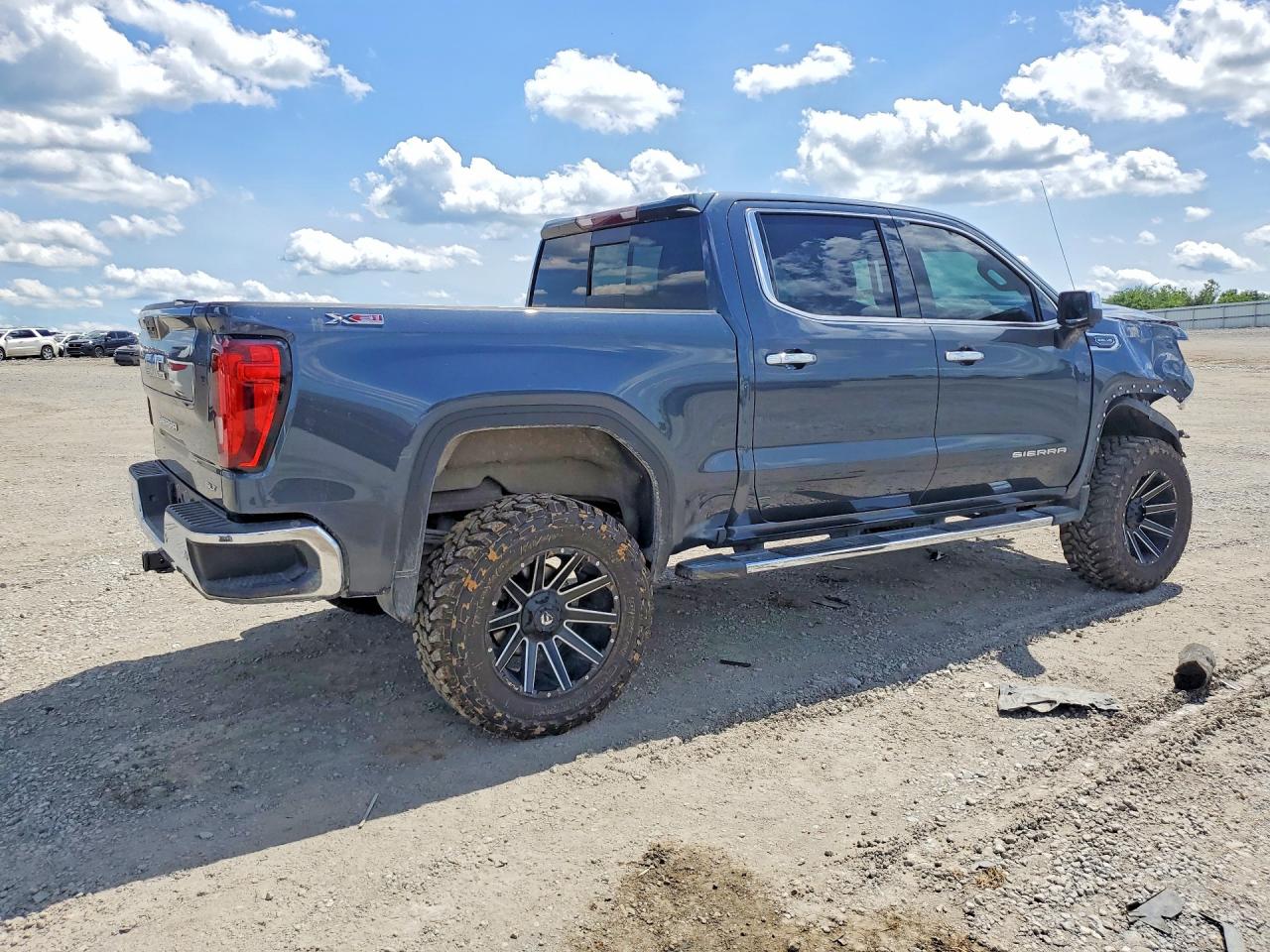 1GTU9DED6NZ217548 · 2022 GMC SIERRA LIMITED · 3/12