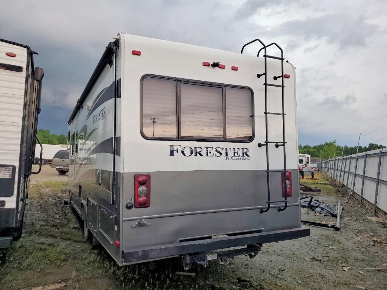 1FDXE4FS7FDA29539 · 2015 FORD ECONOLINE · 3/10