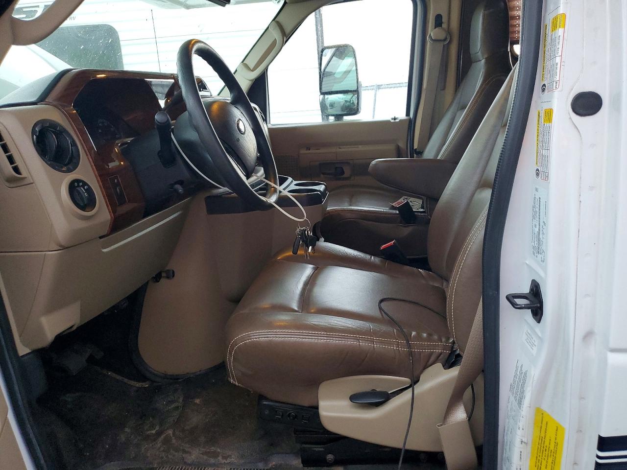1FDXE4FS7FDA29539 · 2015 FORD ECONOLINE · 5/10