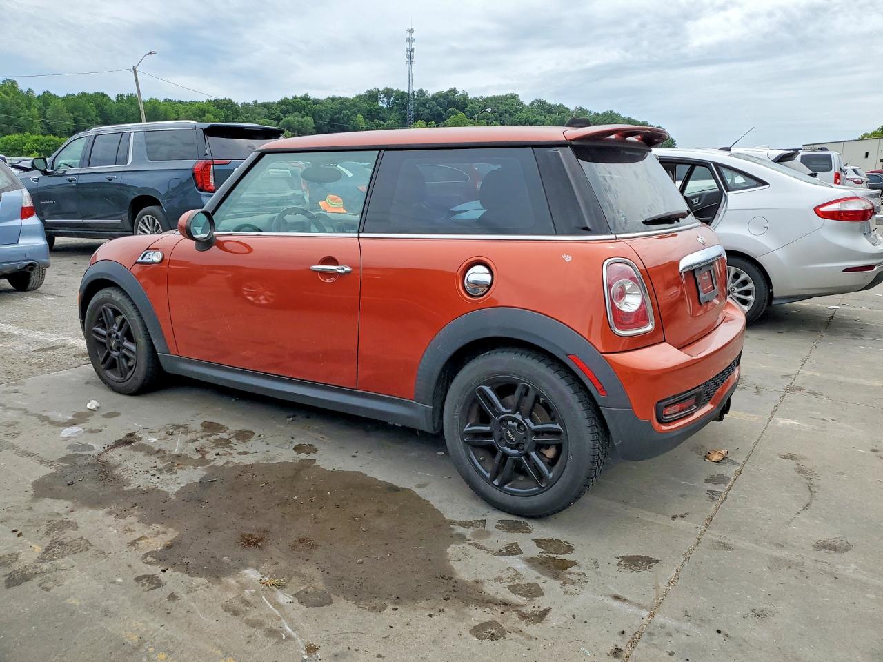 WMWSV3C51CTY18047 · 2012 MINI COOPER · 2/12