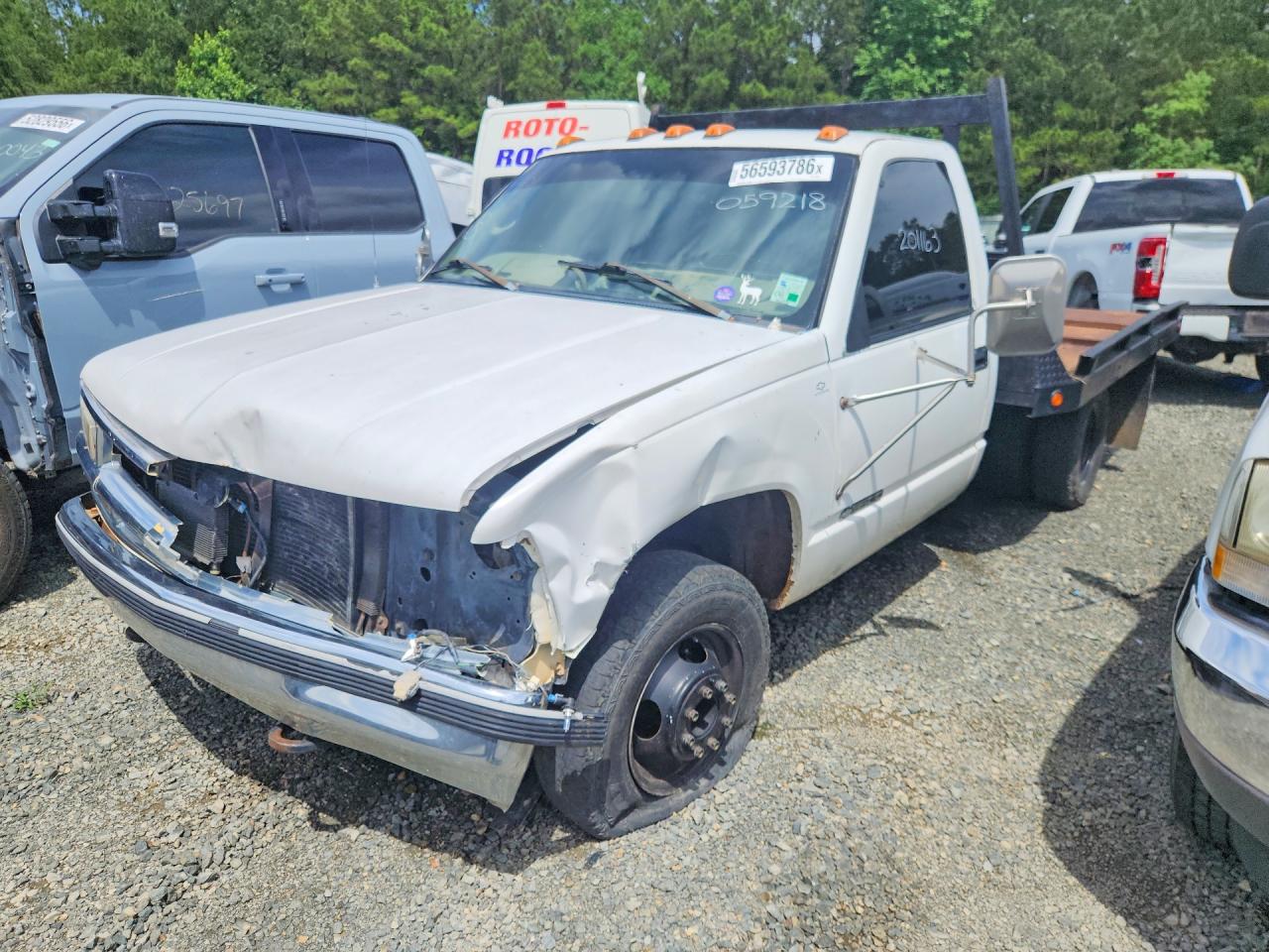 1GBJC34RXXF059218 · 1999 CHEVROLET GMT-400