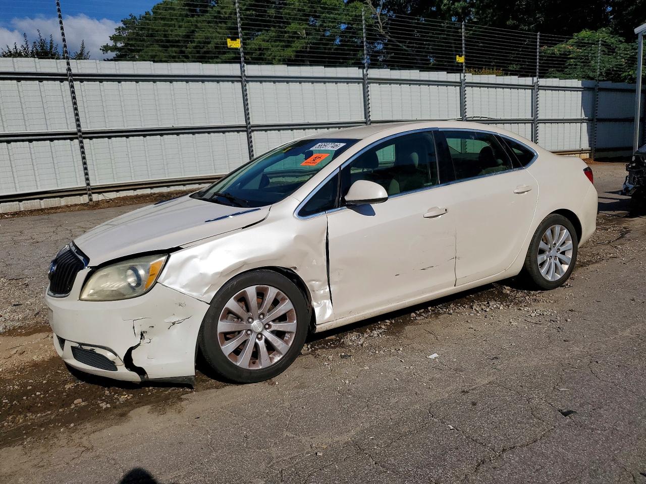 1G4PP5SK0G4130445 · 2016 BUICK VERANO