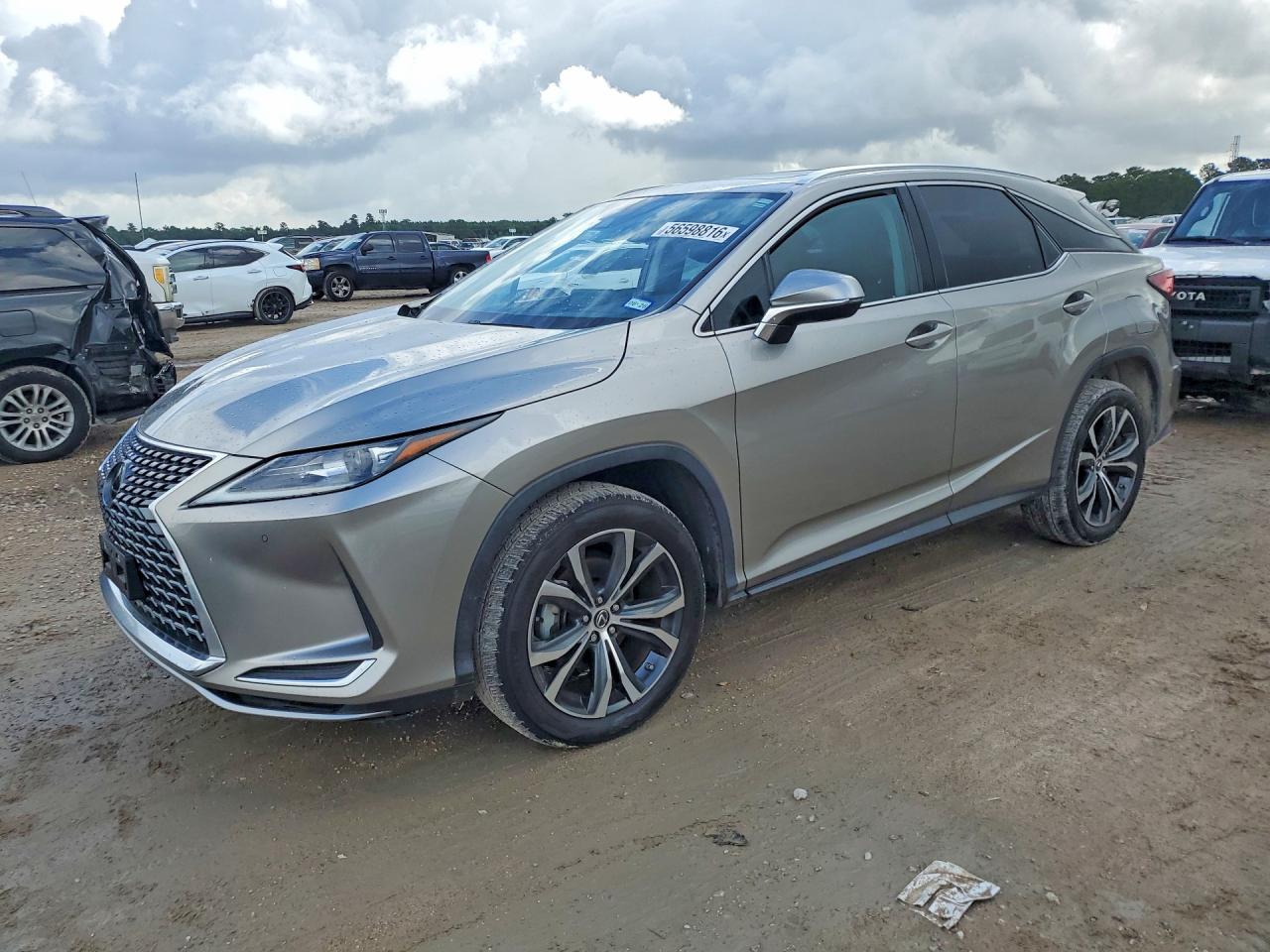2T2HZMAA4MC195745 · 2021 LEXUS RX