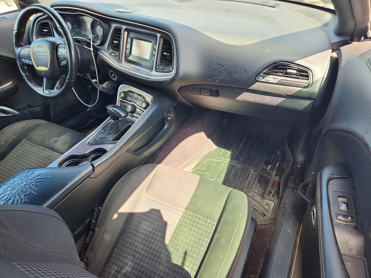 2C3CDZAG4HH636062 · 2017 DODGE CHALLENGER · 8/12