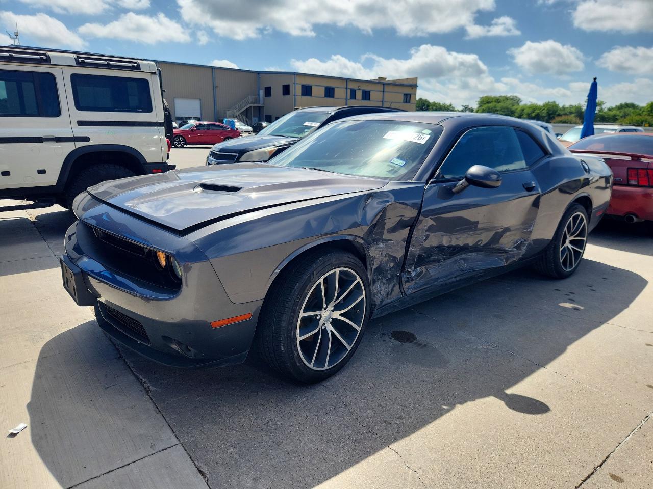 2C3CDZAG4HH636062 · 2017 DODGE CHALLENGER