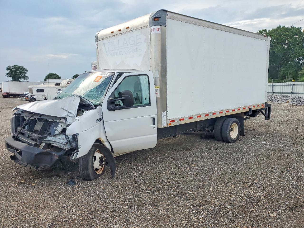 1FDWE3FS8KDC32925 · 2019 FORD ECONOLINE