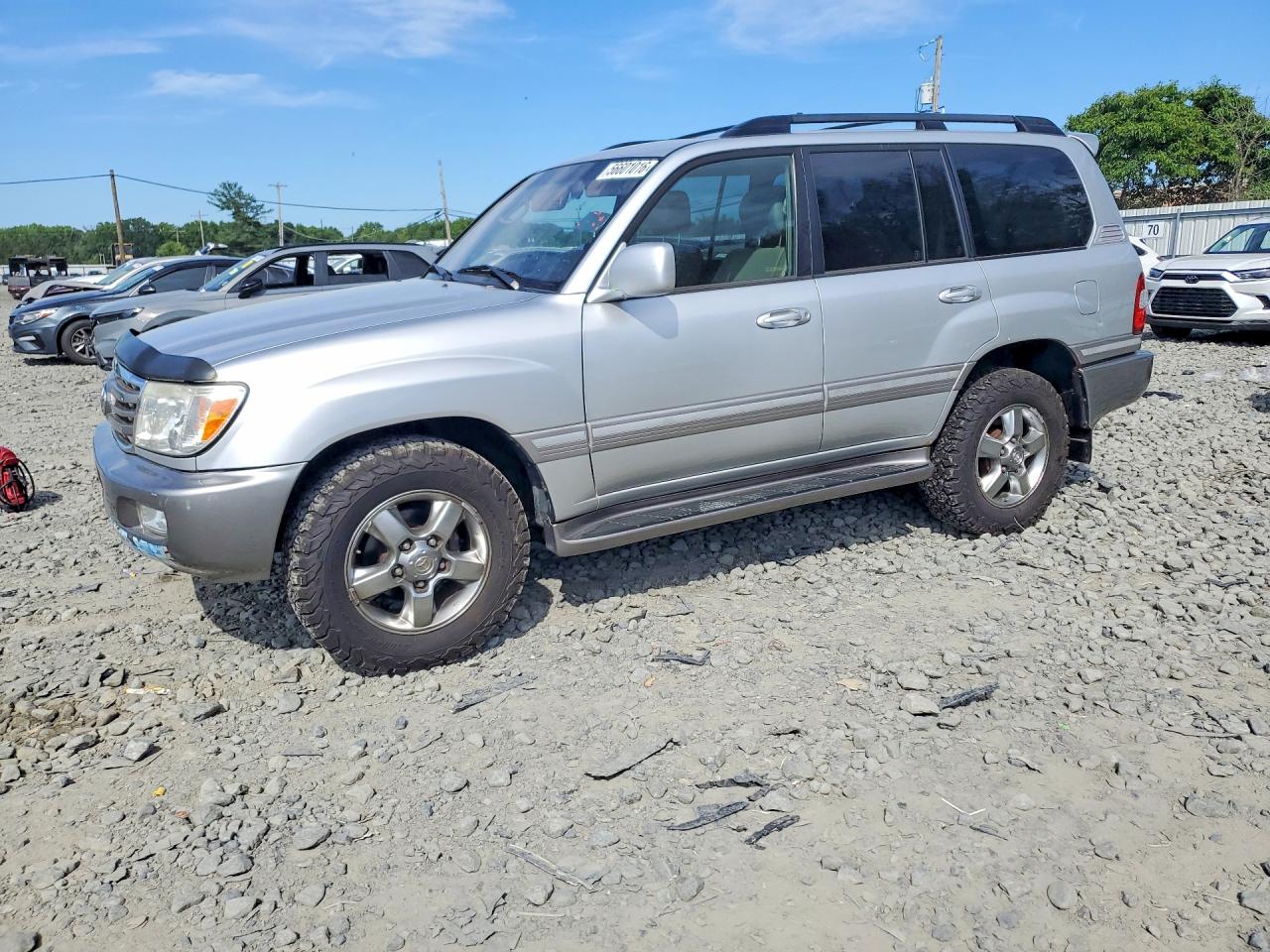 JTEHT05J472111639 · 2007 TOYOTA LAND CRUISER