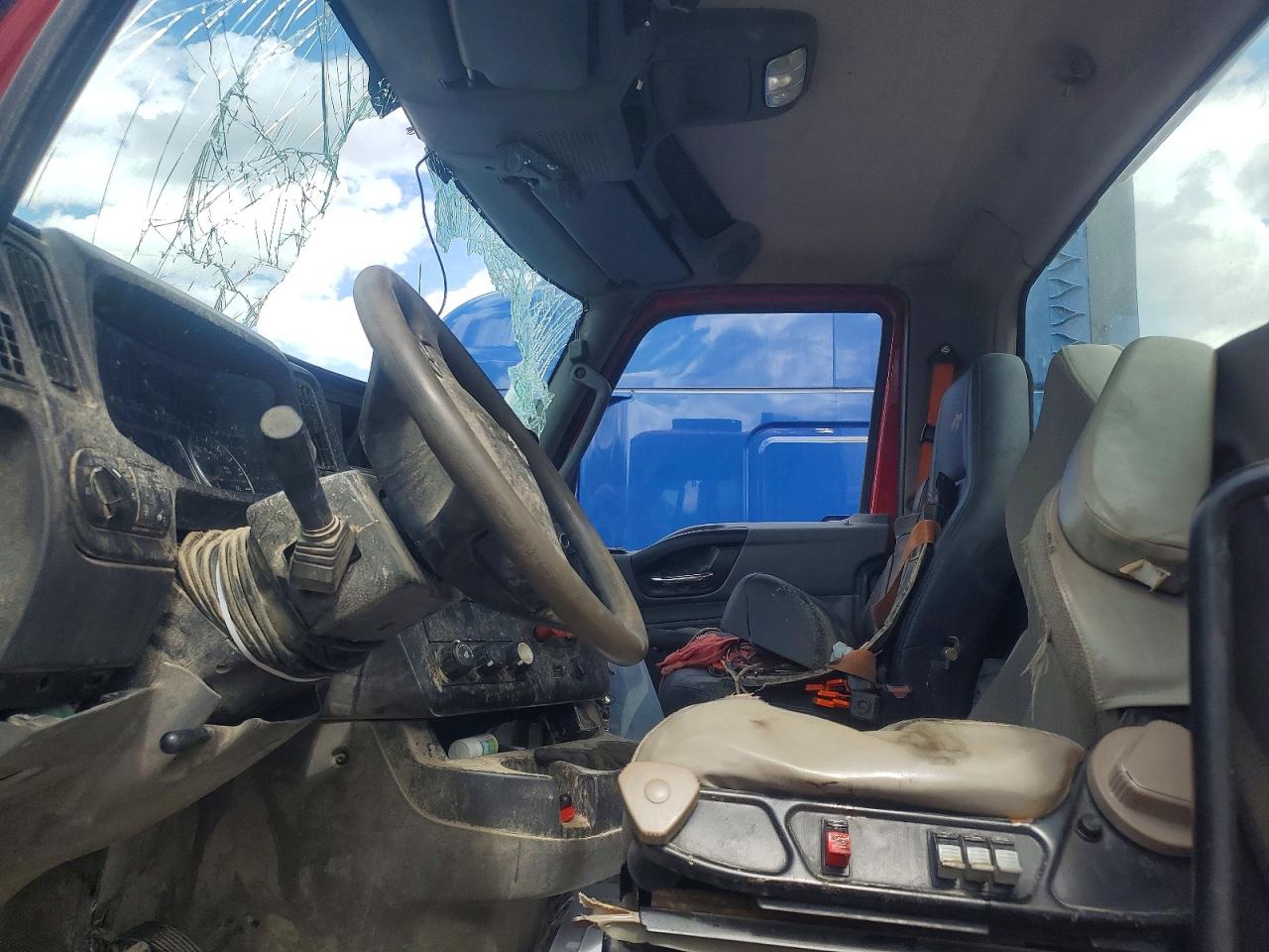 3HSDZAPR7JN631085 · 2018 INTERNATIONAL LT625 · 5/10