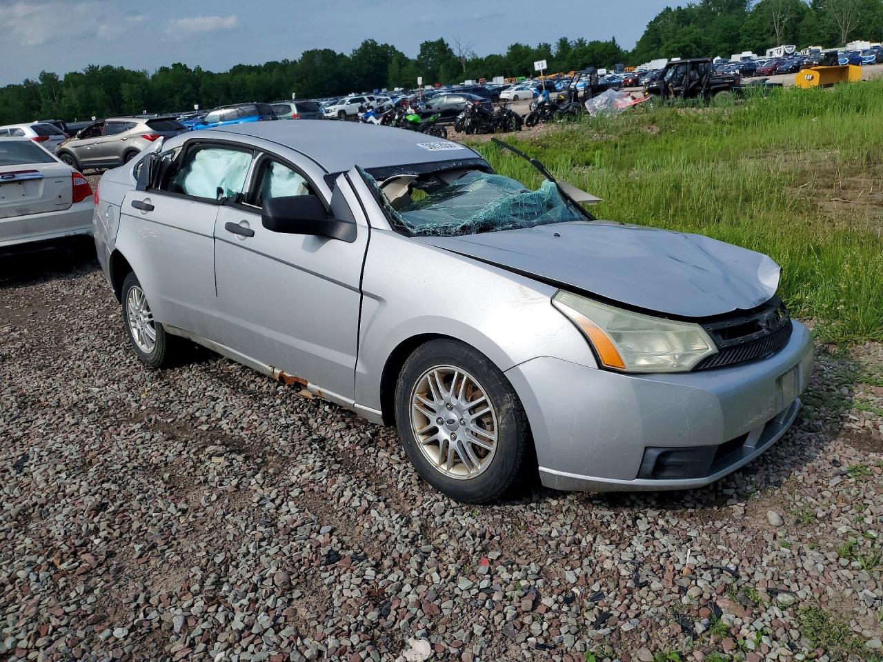 1FAHP35NX9W246834 · 2009 FORD FOCUS · 4/11