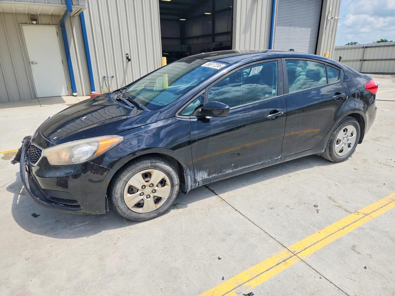 KNAFK4A61G5615083 · 2016 KIA FORTE