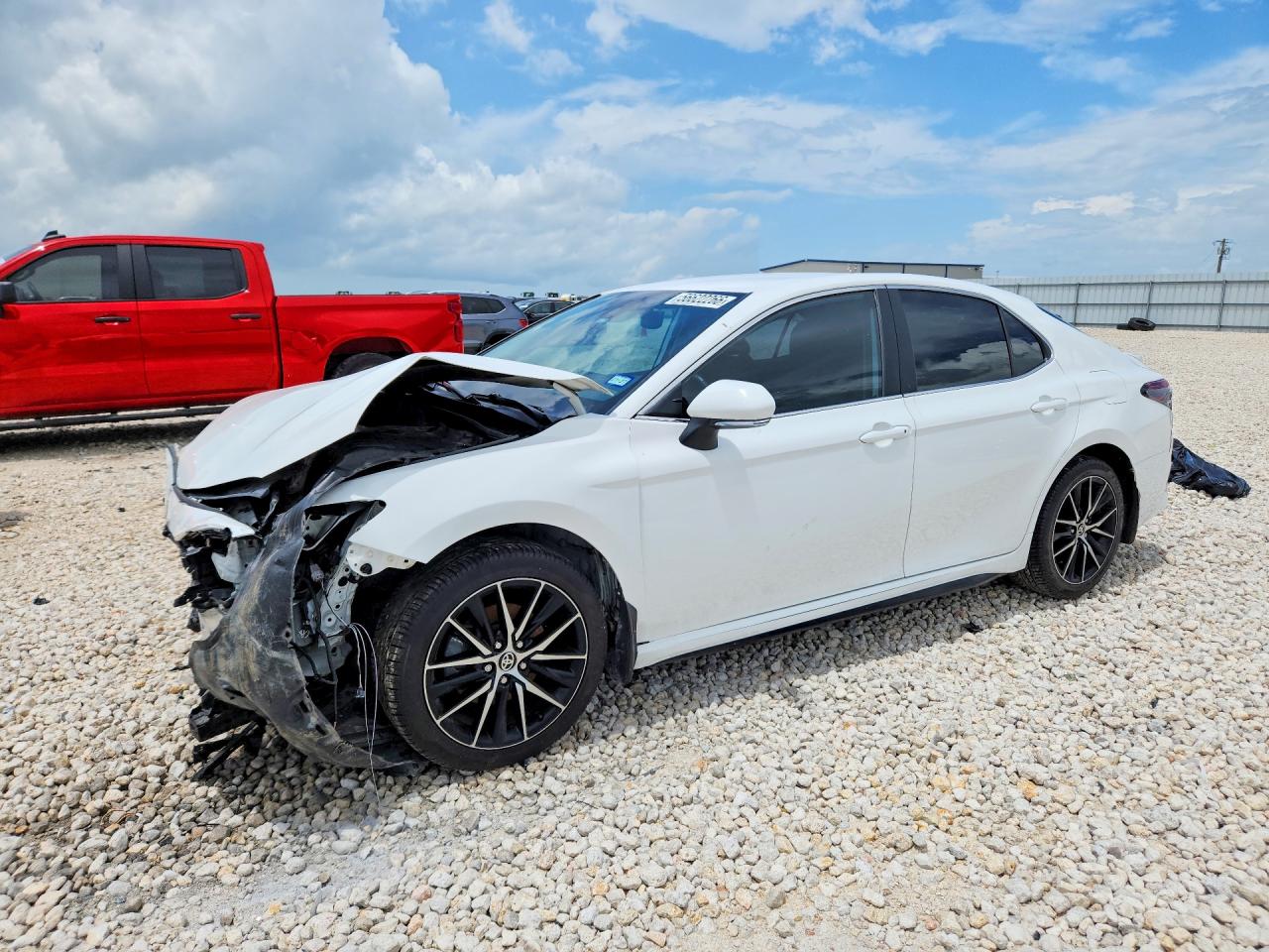 4T1G11AKXRU248601 · 2024 TOYOTA CAMRY