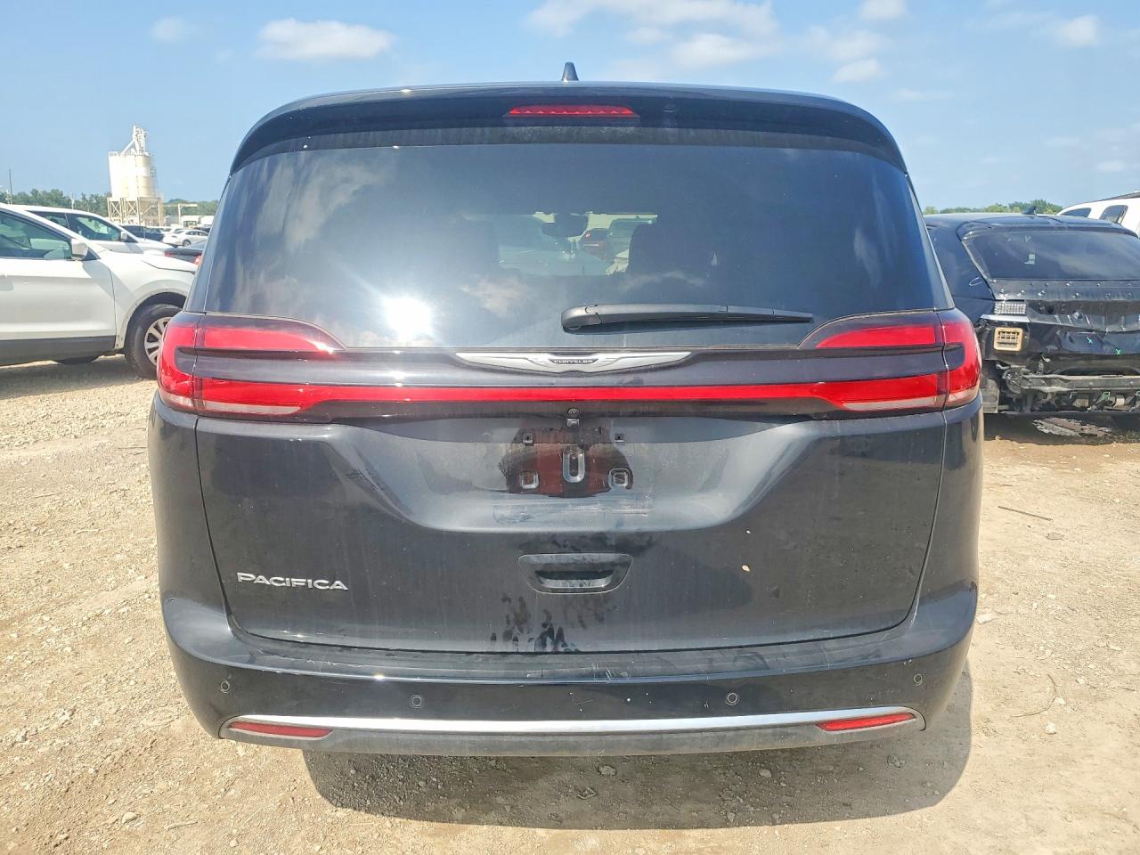 2C4RC1PG7TR190588 · 2026 CHRYSLER PACIFICA · 6/13