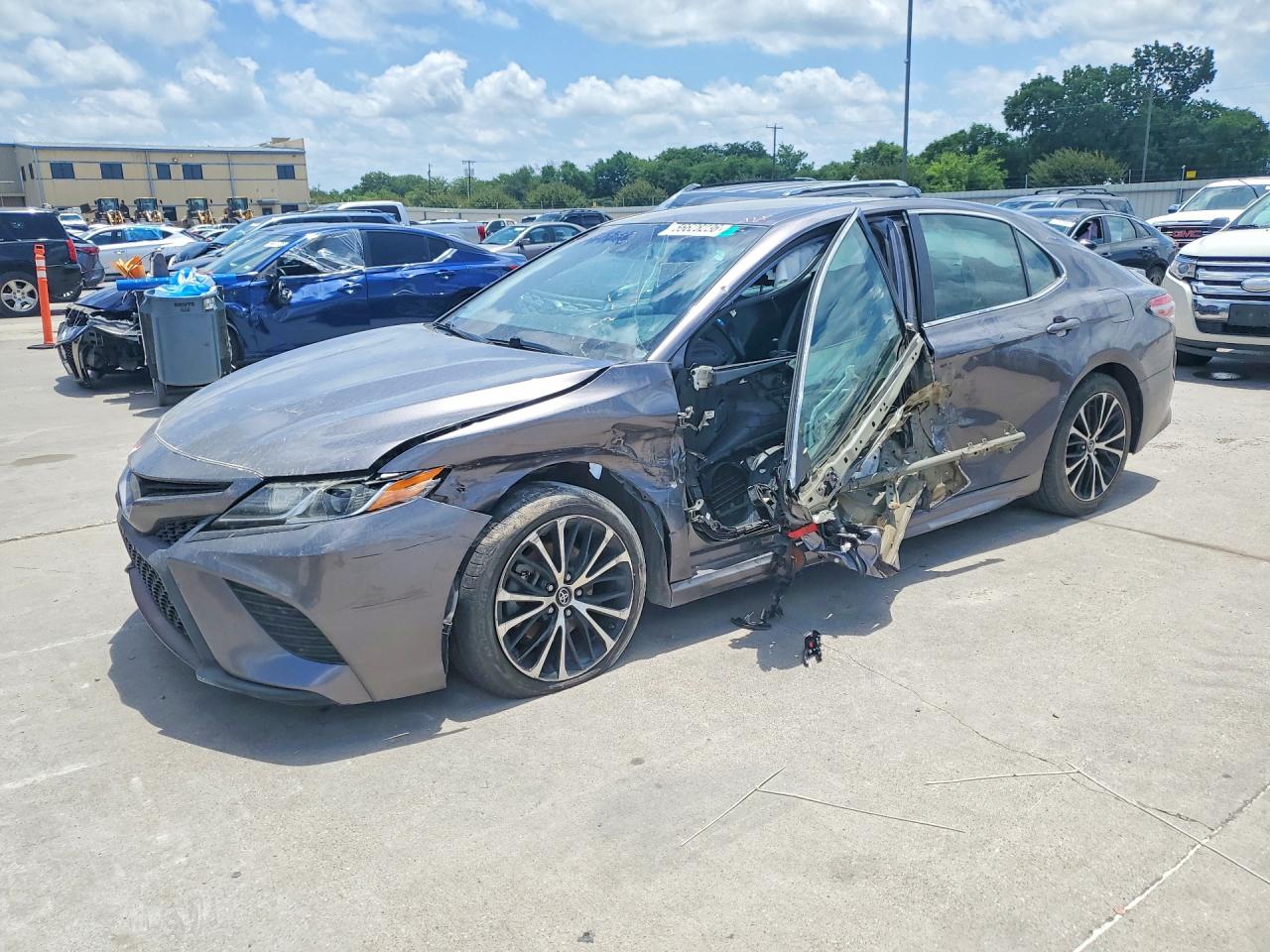 4T1B11HK4KU176350 · 2019 TOYOTA CAMRY