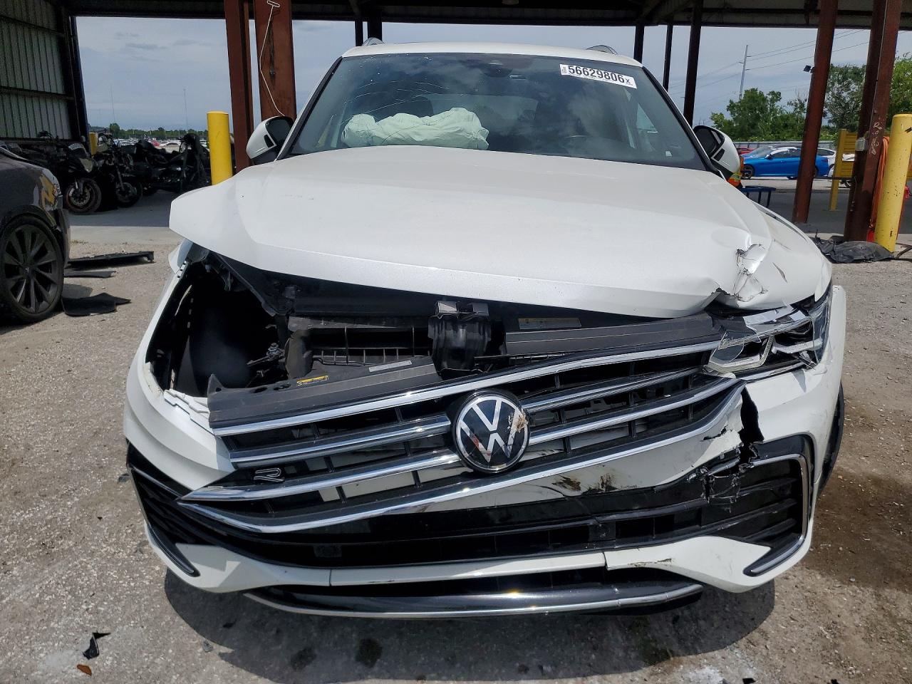 3VV4B7AX2RM054069 · 2024 VOLKSWAGEN TIGUAN · 5/14