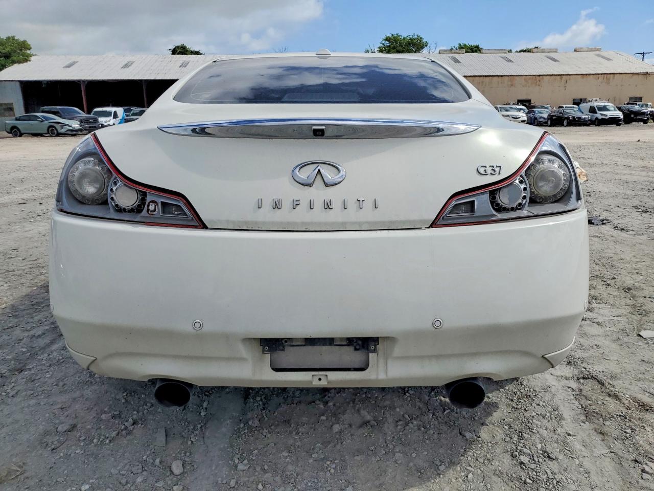 JN1CV6EK9DM922053 · 2013 INFINITI G37 COUPE · 6/13
