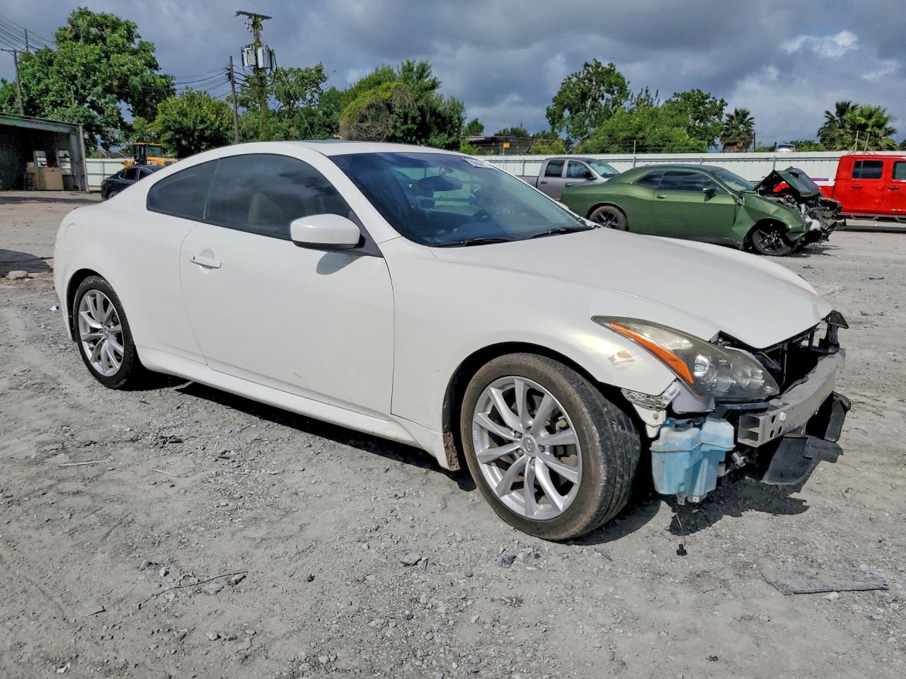 JN1CV6EK9DM922053 · 2013 INFINITI G37 COUPE · 4/13