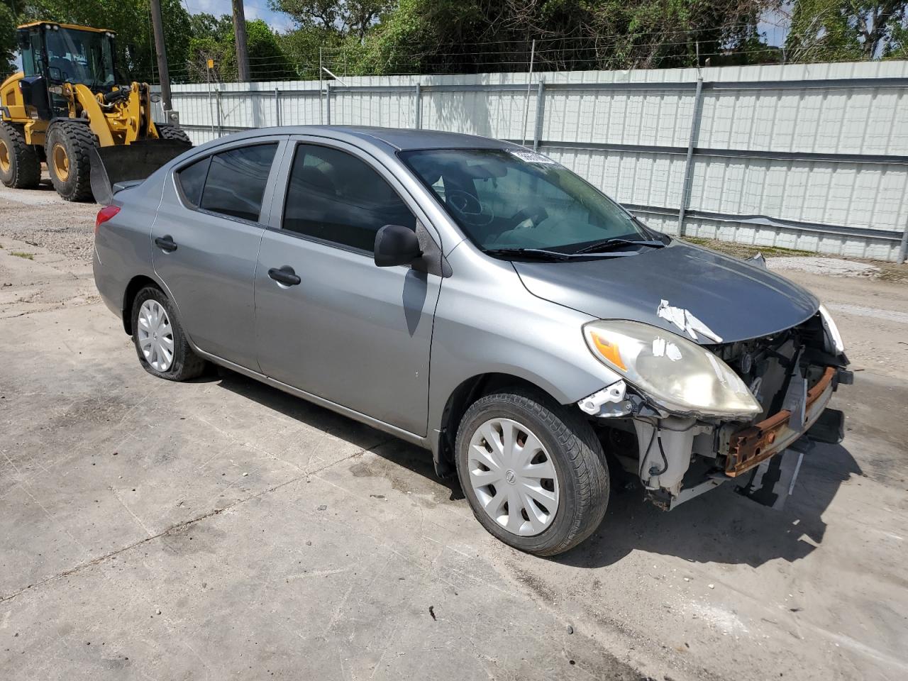 3N1CN7AP6DL837611 · 2013 NISSAN VERSA