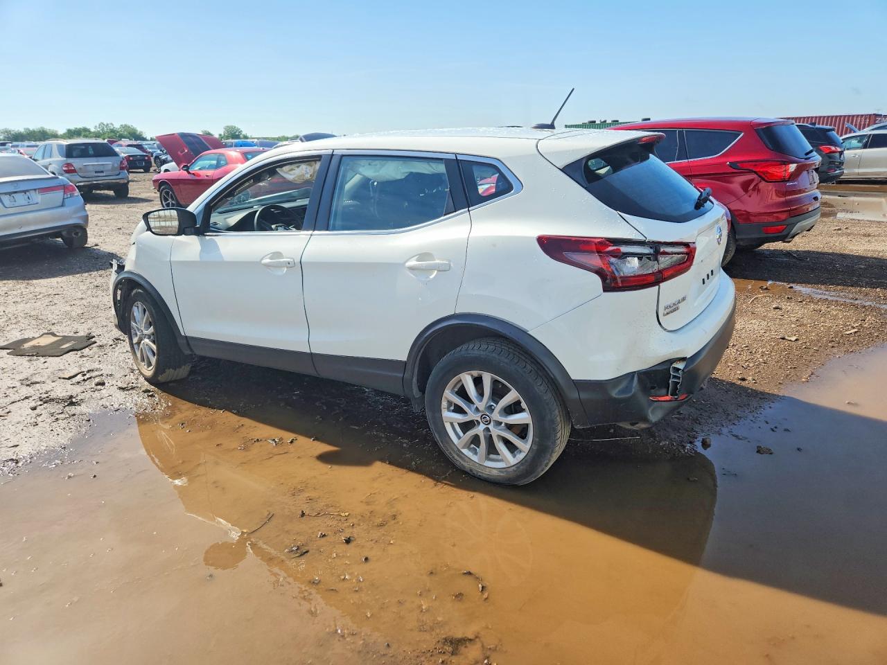 JN1BJ1AW5MW440865 · 2021 NISSAN ROGUE SPORT · 2/12