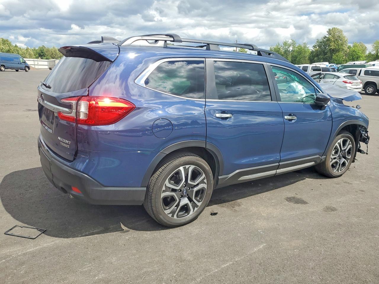 4S4WMAUD8S3441759 · 2025 SUBARU ASCENT · 3/13