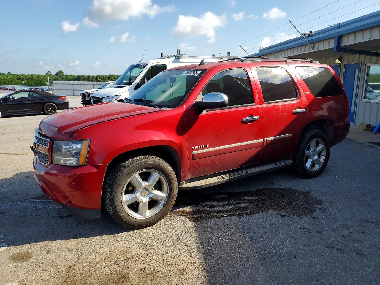 1GNSCCE09DR373329 · 2013 CHEVROLET TAHOE