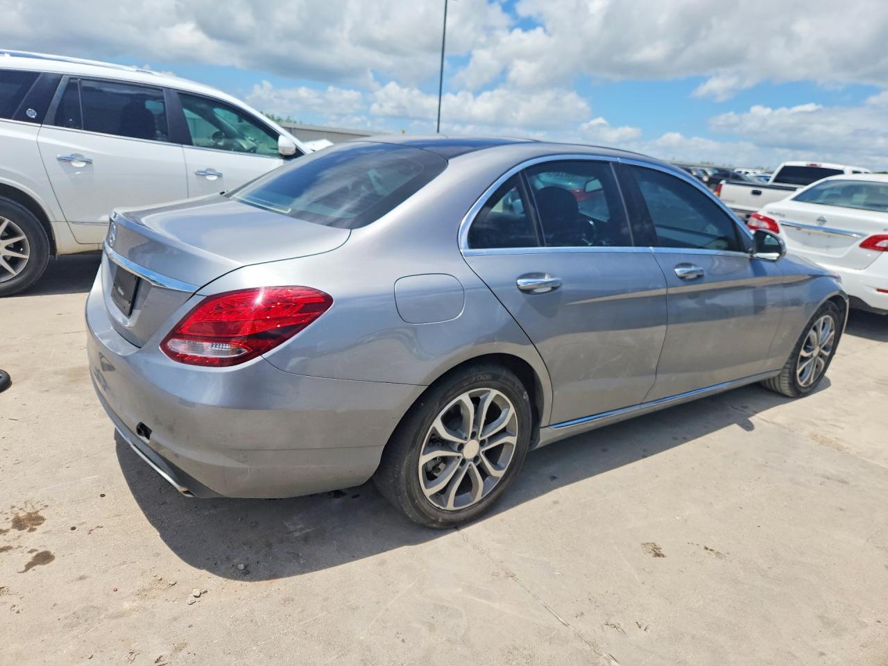 55SWF4JB0GU126160 · 2016 MERCEDES-BENZ C · 3/12