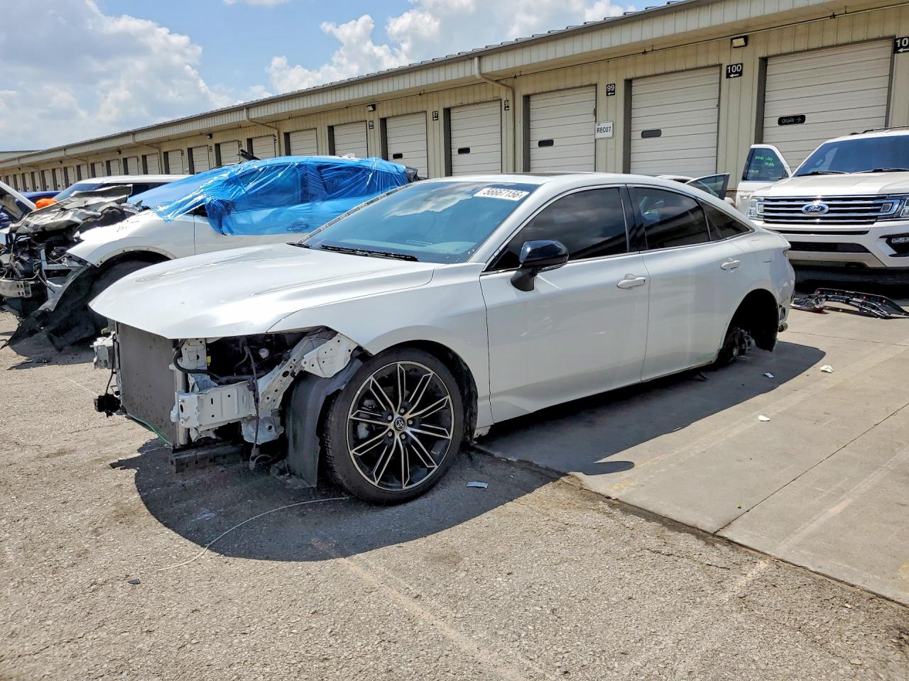 4T1BZ1FBXKU015092 · 2019 TOYOTA AVALON