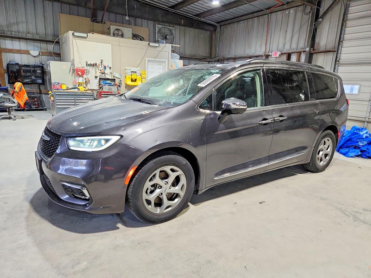 2C4RC1GG8PR575020 · 2023 CHRYSLER PACIFICA
