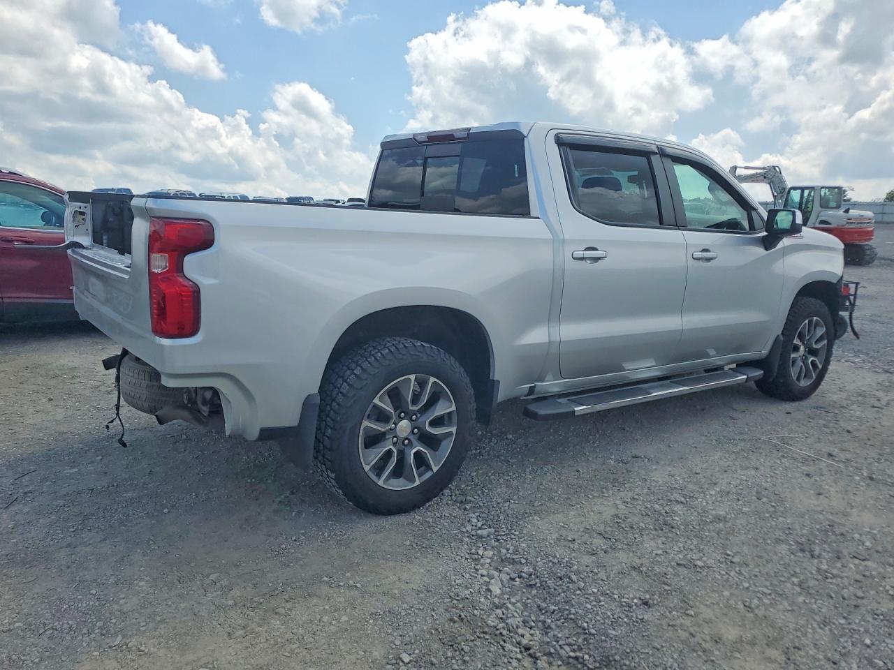 3GCUYDED4NG126703 · 2022 CHEVROLET SILVERADO LTD · 3/13