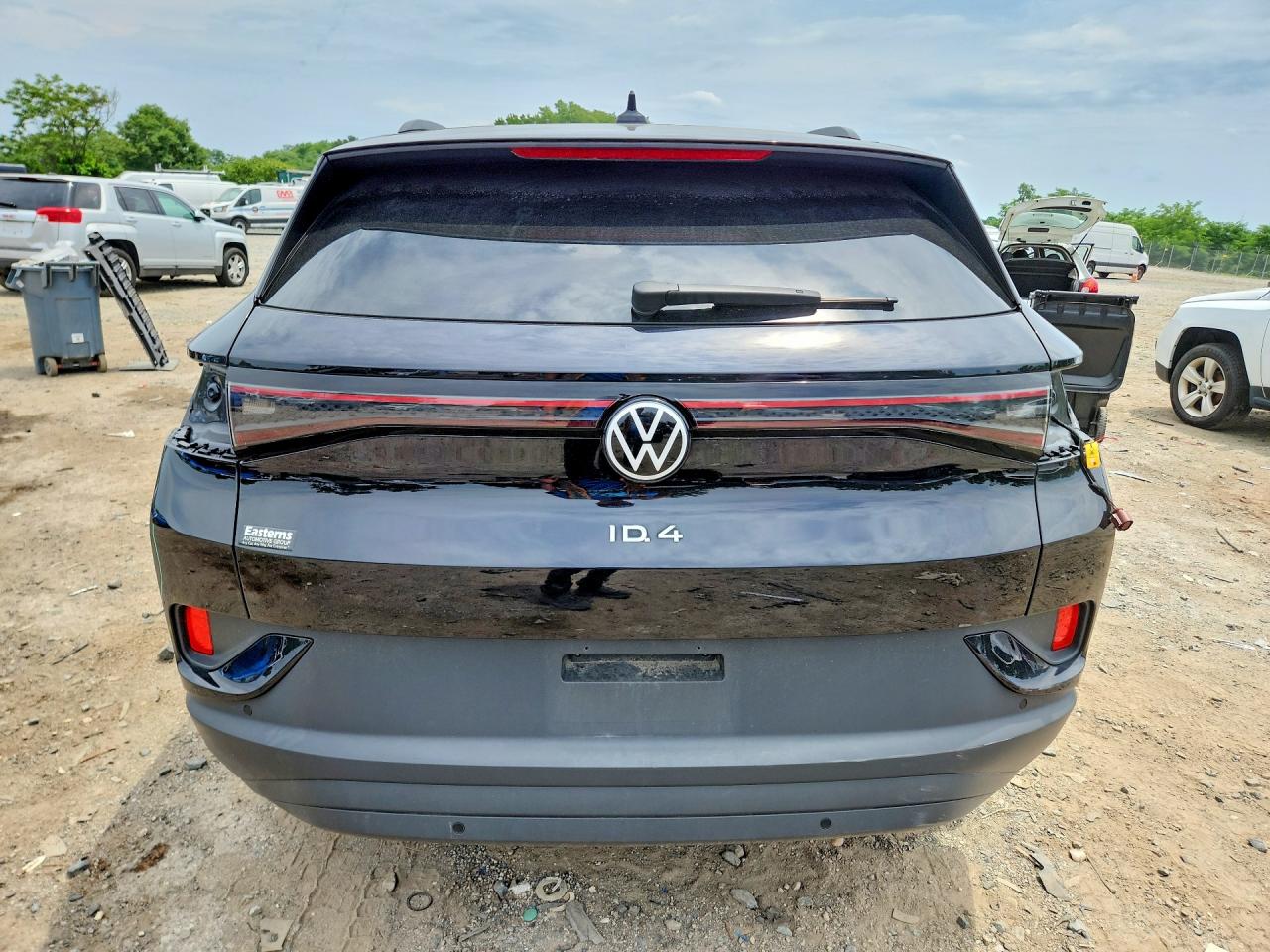 1V25MPE84RC011580 · 2024 VOLKSWAGEN ID.4 · 6/12
