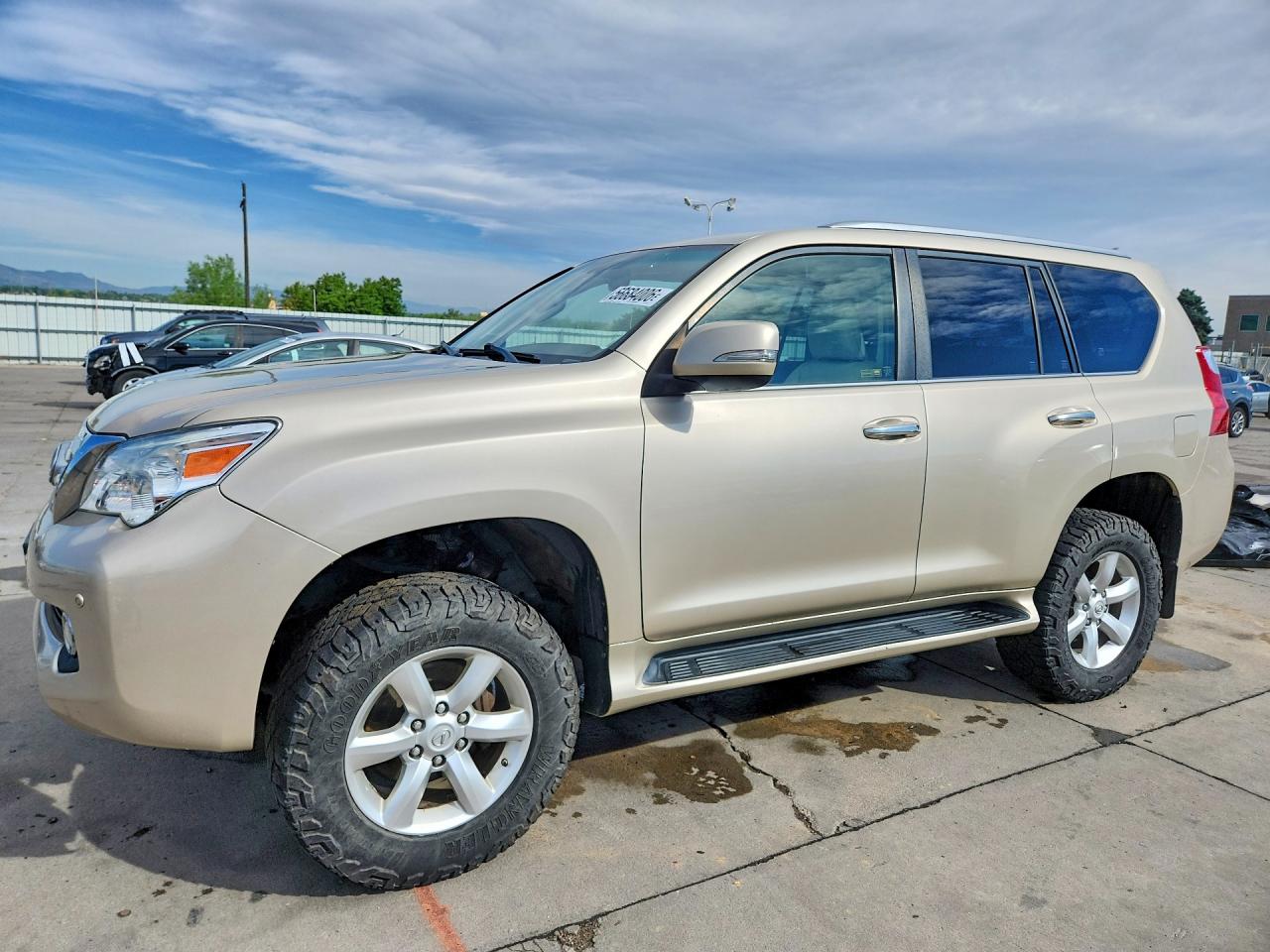 JTJBM7FX3A5013479 · 2010 LEXUS GX