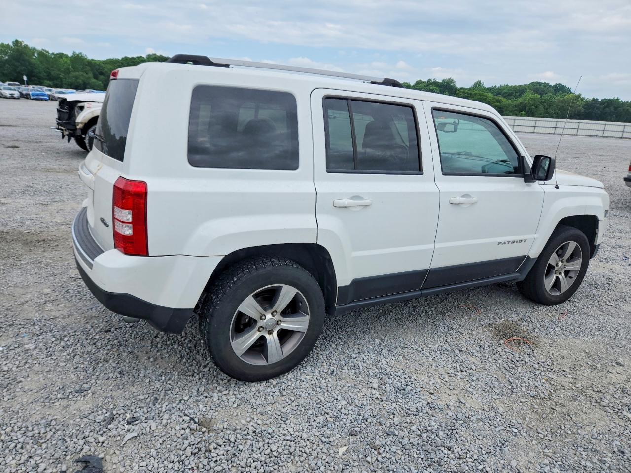 1C4NJRFB5HD205818 · 2017 JEEP PATRIOT · 3/13