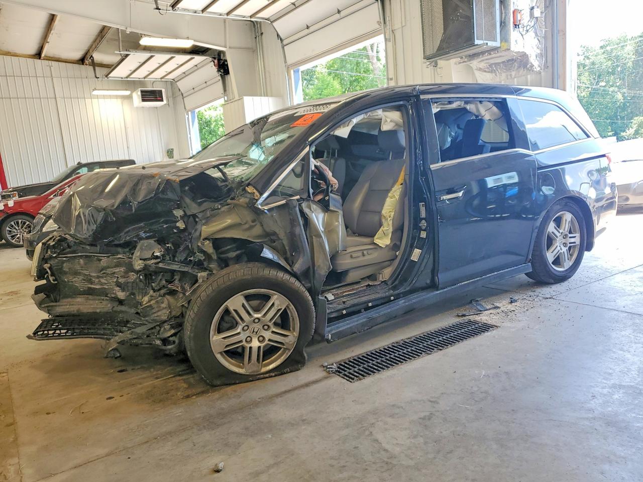 5FNRL5H98DB074725 · 2013 HONDA ODYSSEY