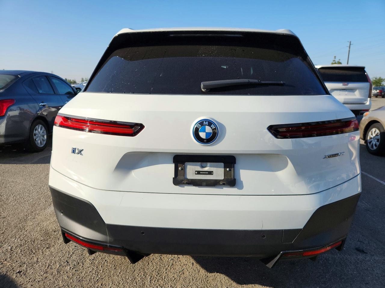 WB523CF00SCT40738 · 2025 BMW IX · 6/13