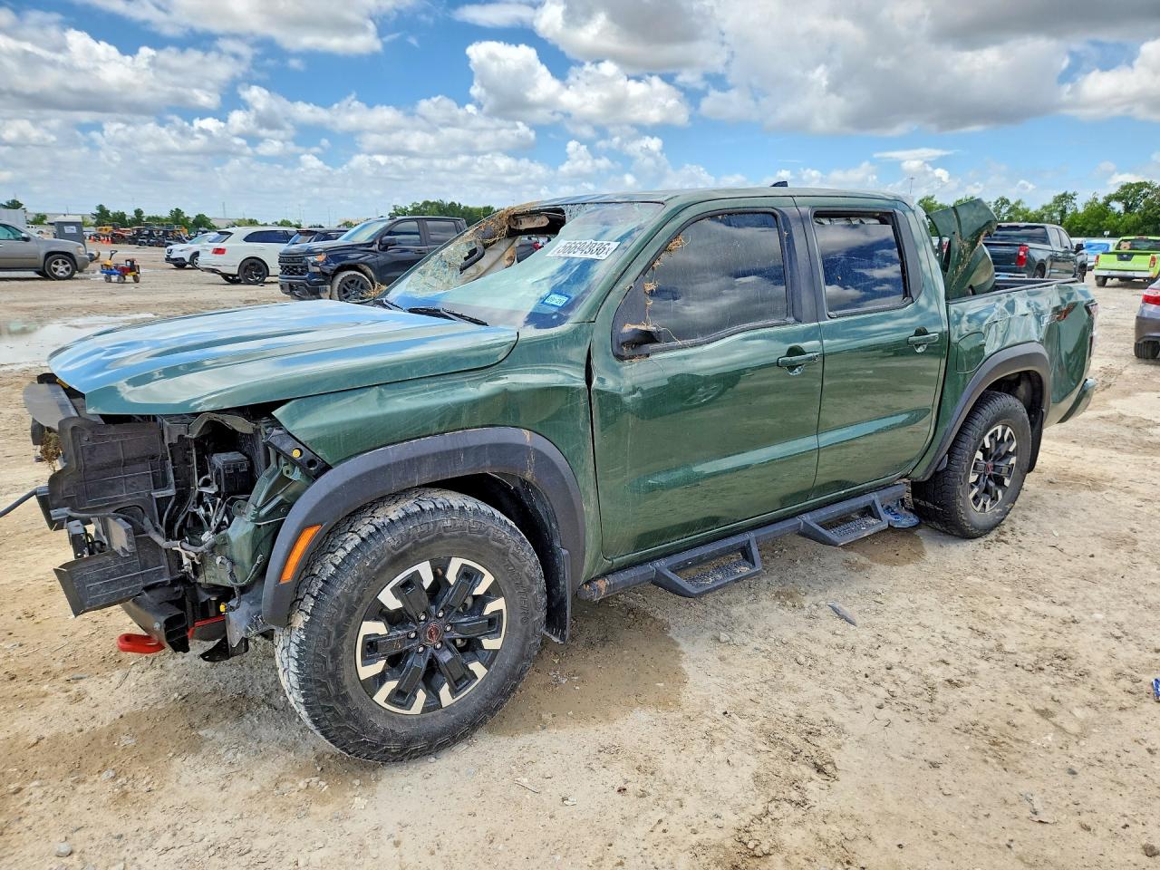2024 NISSAN FRONTIER