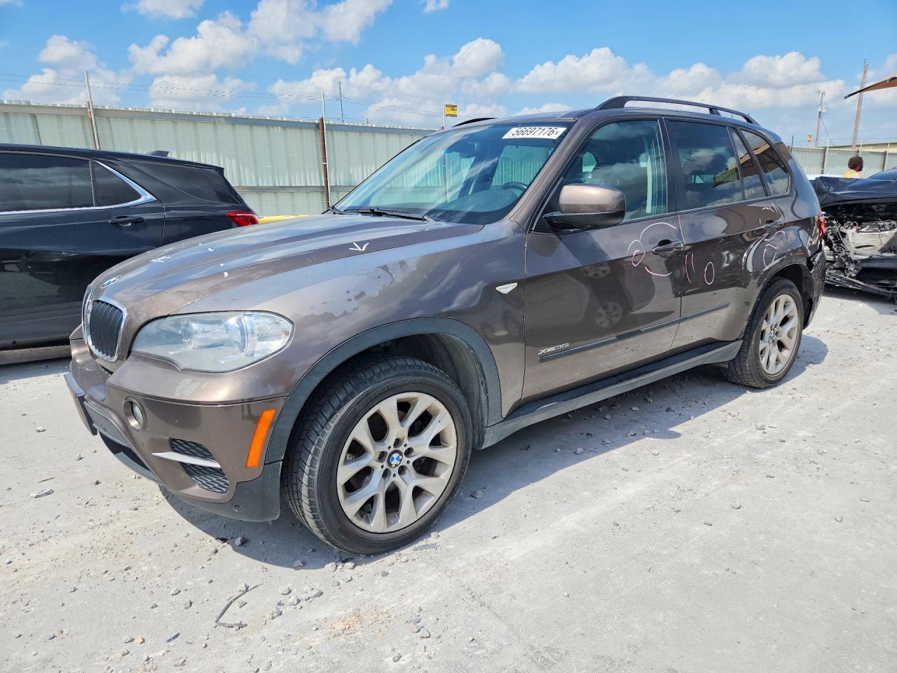 5UXZV4C51CL988527 · 2012 BMW X5
