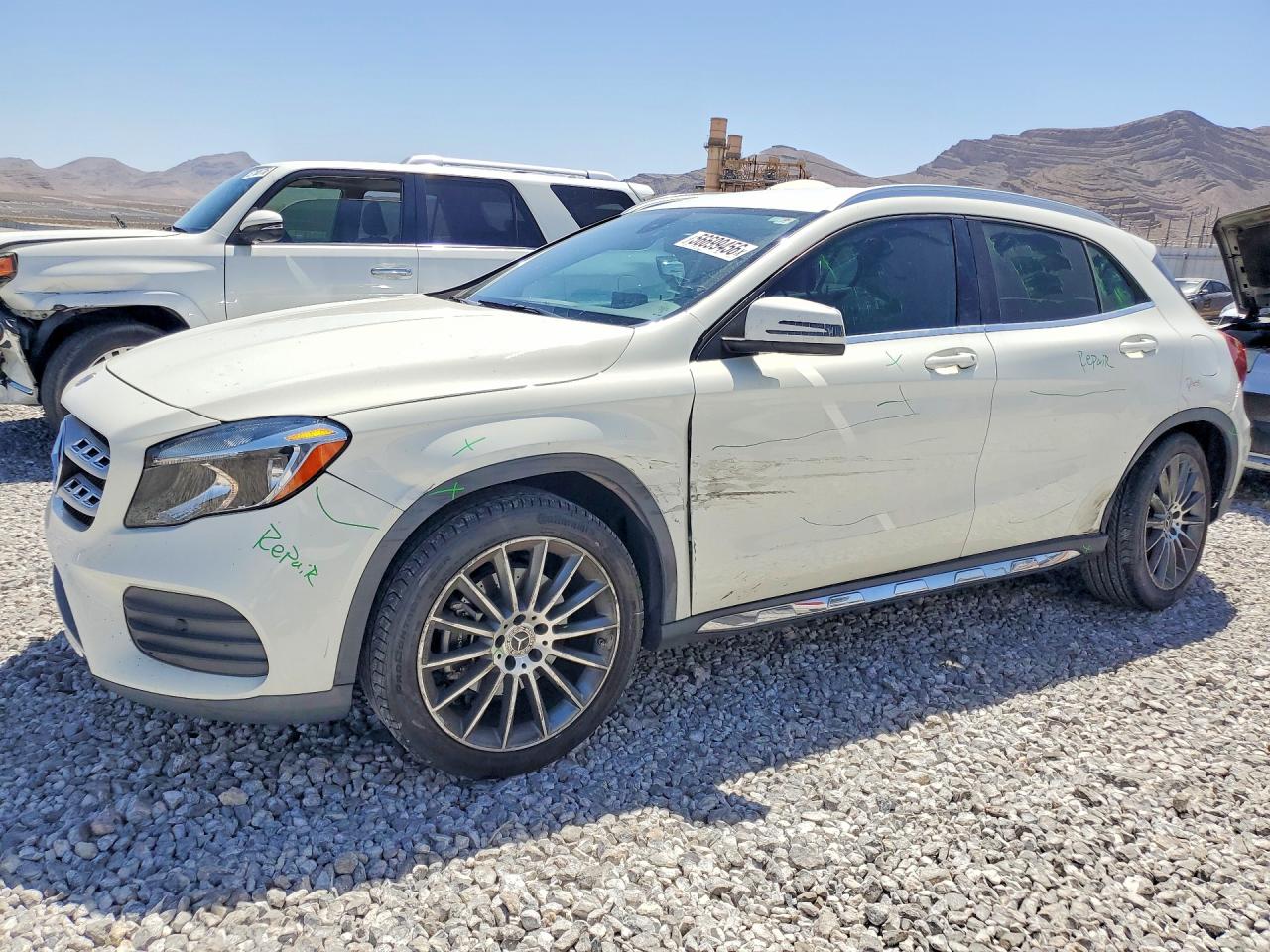 WDCTG4EB2JJ433819 · 2018 MERCEDES-BENZ GLA