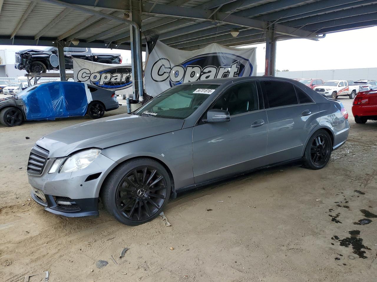 WDDHF7CB8BA316918 · 2011 MERCEDES-BENZ E