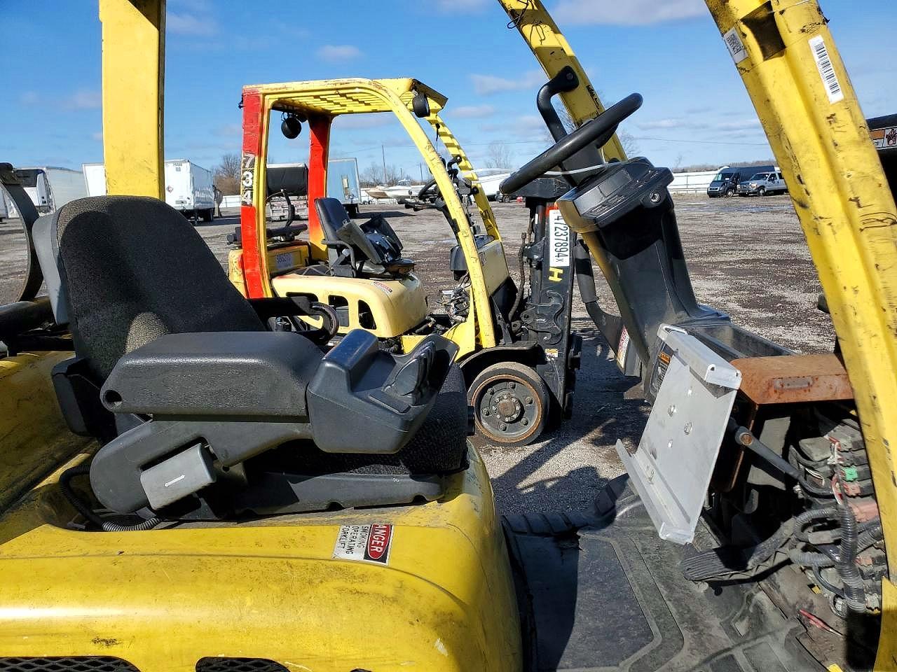2008 HYSTER FORKLIFT · 5/10