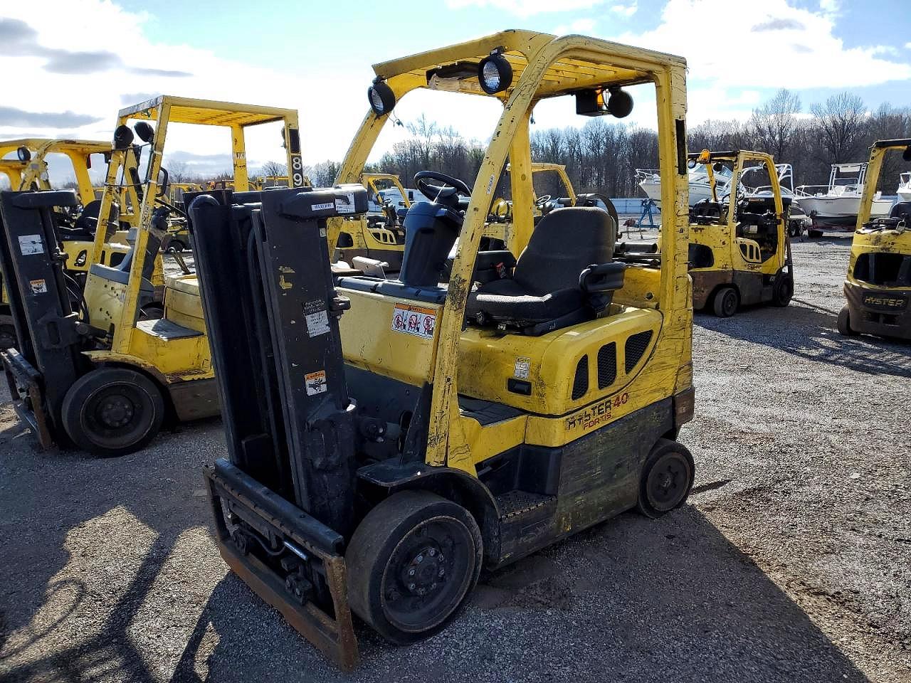 2008 HYSTER FORKLIFT · 2/10