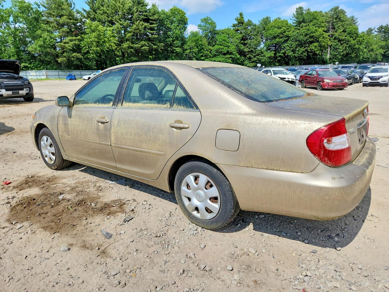 JTDBE32K240294565 · 2004 TOYOTA CAMRY · 2/12