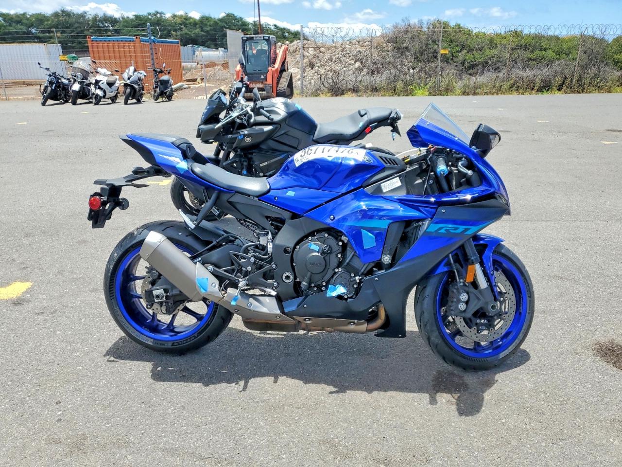 2024 YAMAHA YZFR1