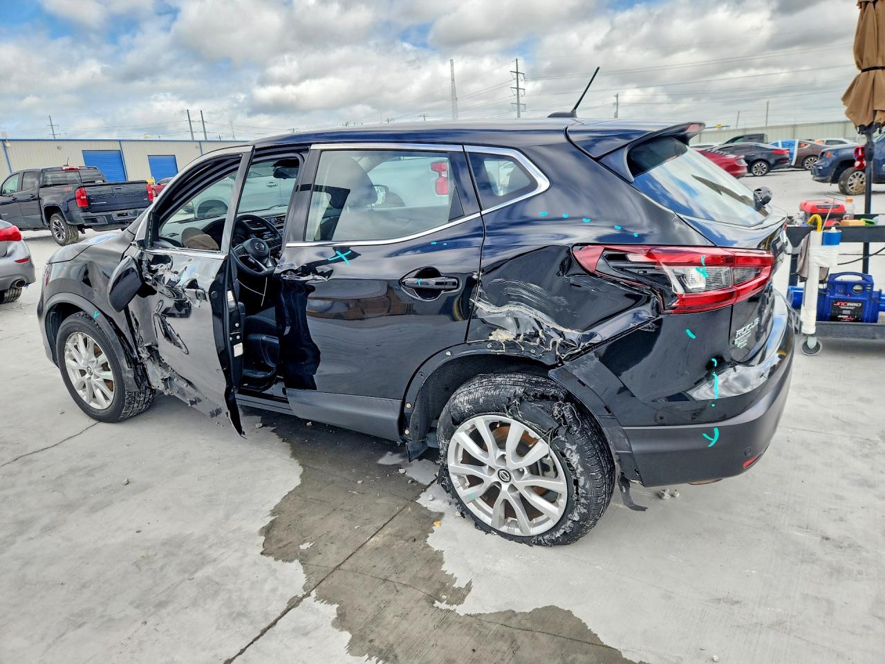 JN1BJ1AV9MW567447 · 2021 NISSAN ROGUE SPORT · 2/13