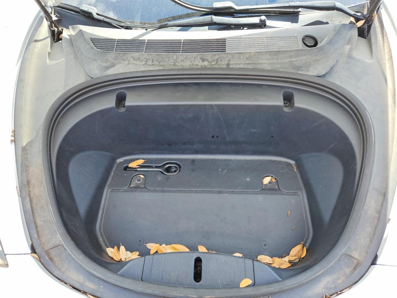 5YJ3E1EB0LF719964 · 2020 TESLA MODEL 3 · 11/12