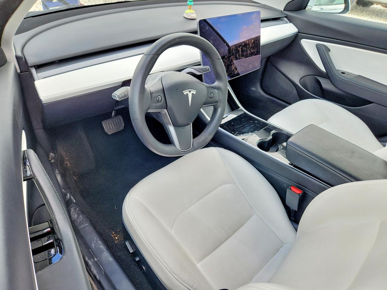 5YJ3E1EB0LF719964 · 2020 TESLA MODEL 3 · 8/12