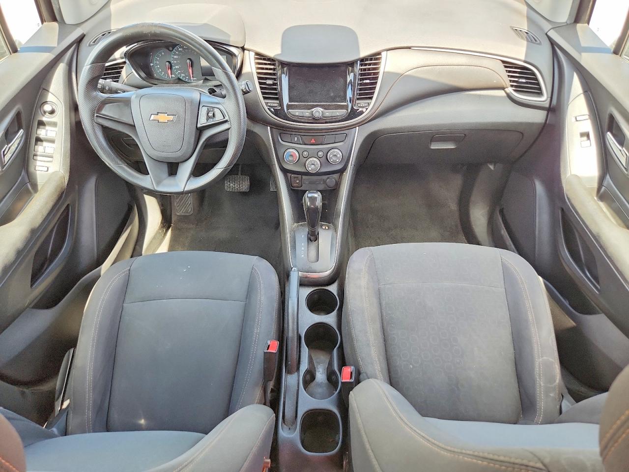 3GNCJKSB9KL393787 · 2019 CHEVROLET TRAX · 8/12
