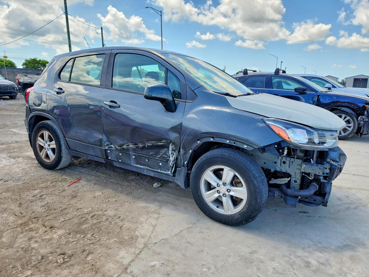 3GNCJKSB9KL393787 · 2019 CHEVROLET TRAX · 4/12