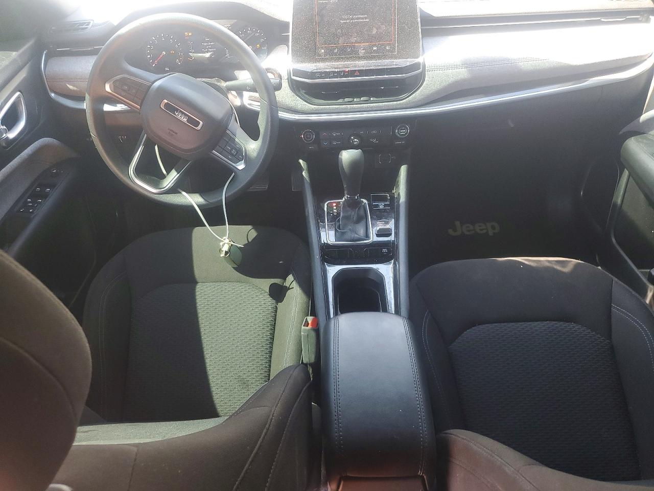 3C4NJDANXST516571 · 2025 JEEP COMPASS · 8/13