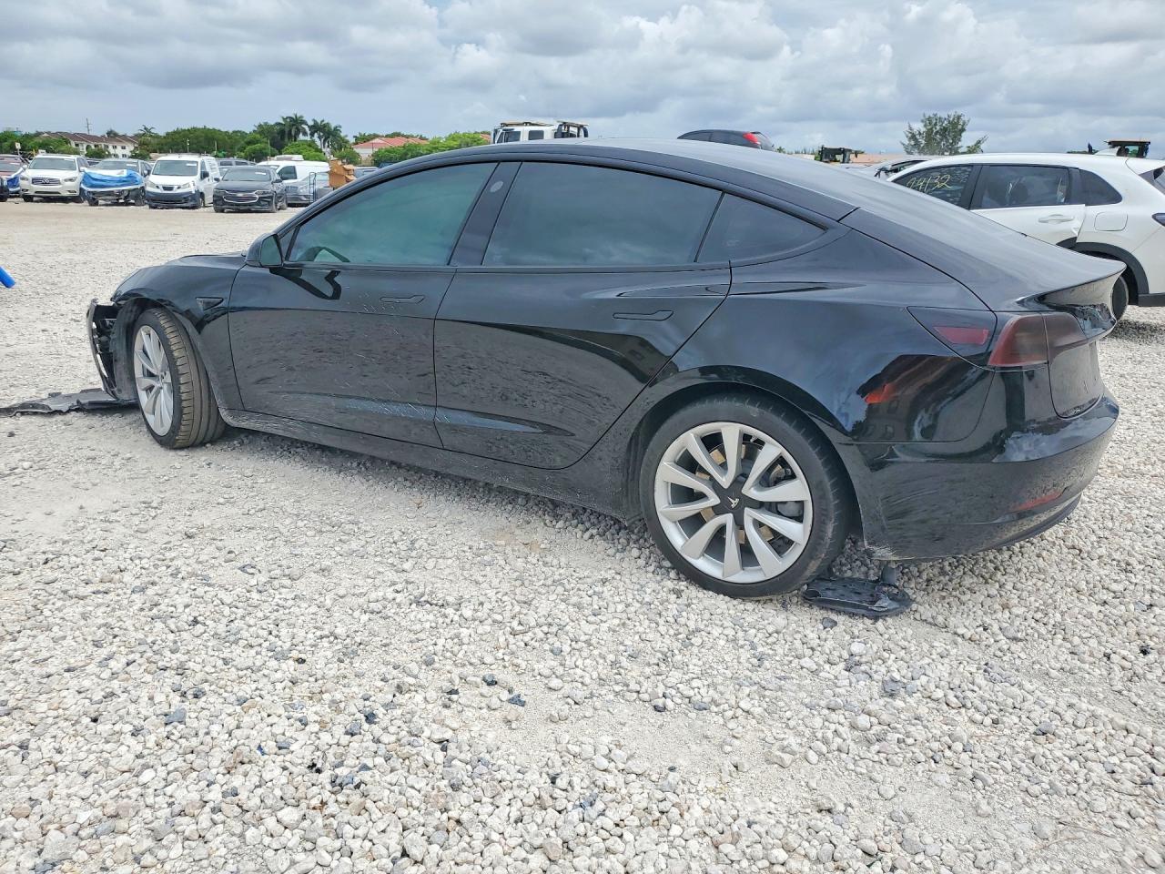 5YJ3E1EB6JF184636 · 2018 TESLA MODEL 3 · 2/12
